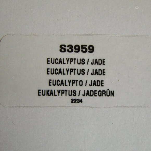 Partylite Pillar Candles Set of 2 Eucalyptus Vanilla Scented BRAND NEW IN BOX - Picture 6 of 8